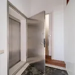 Apartamento Skypenthouse & With Free Parking Riga