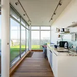 Skypenthouse & With Free Parking *