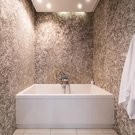 Skypenthouse & With Free Parking Apartment Riga