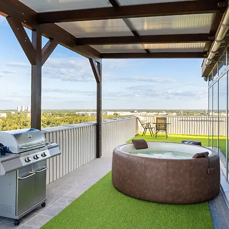 Apartment Skypenthouse & With Free Parking Riga