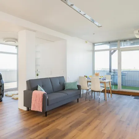 Lägenhet Skypenthouse & With Free Parking *