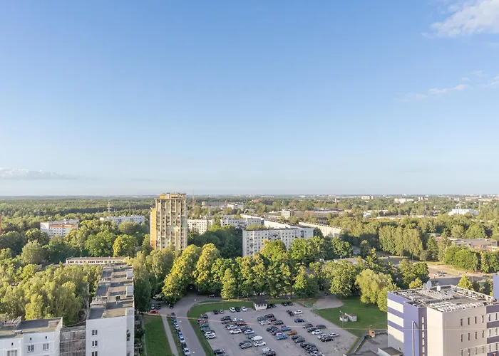 Skypenthouse & With Free Parking Dzīvoklis *