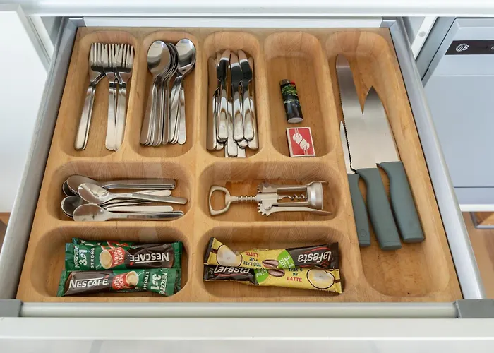 Skypenthouse & With Free Parking Dzīvoklis *