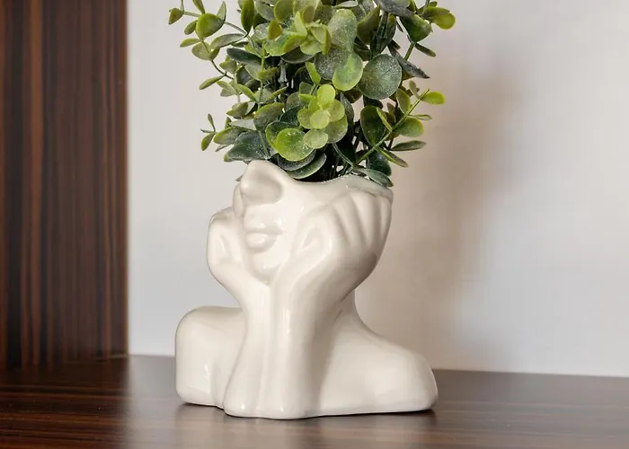 Skypenthouse & With Free Parking Dzīvoklis *