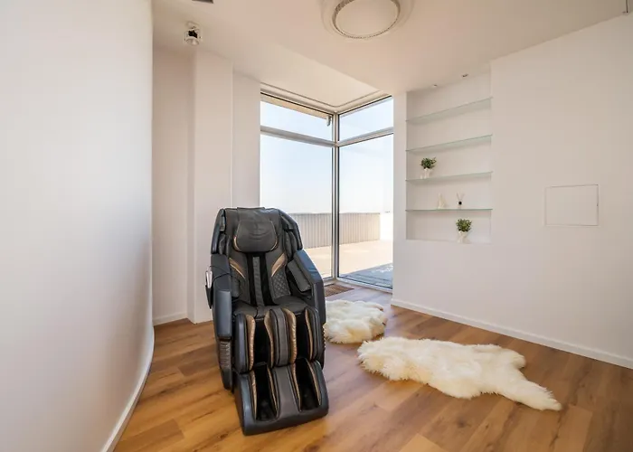 Апартаменты Skypenthouse & With Free Parking Рига