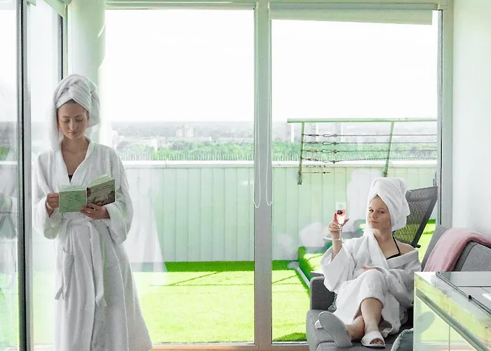 Skypenthouse & With Free Parking *